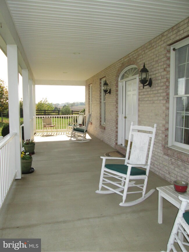 343 Russell Rd, Berryville, VA 22611 - photo 4