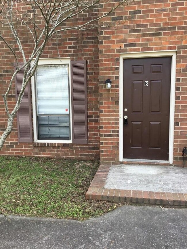 415 Evans Mill Cir unit B, Evans, GA 30809 - photo 2