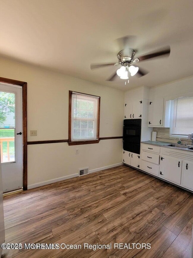 501 Navesink Ave unit 54, Ocean Gate, NJ 08740 - photo 5