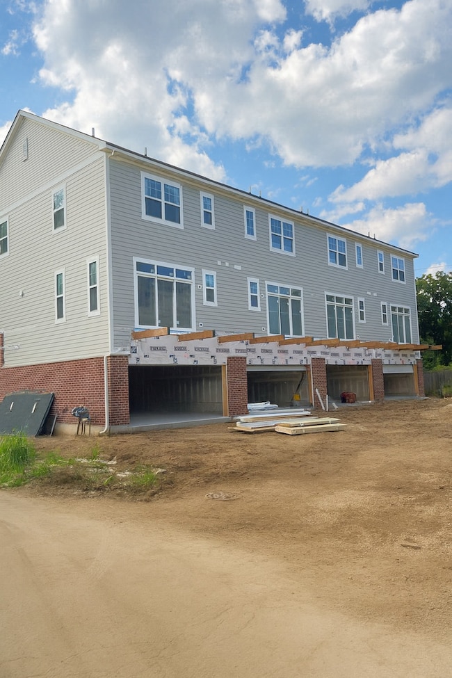 184 E River Rd, Des Plaines, IL 60016 - photo 6