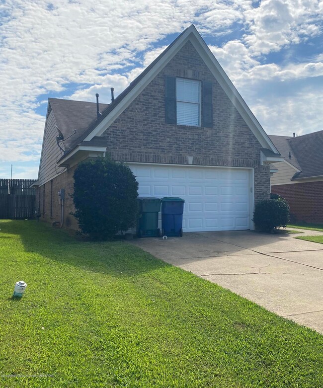 D304C1DD-1EE4-4912-A90C-2AE2C390F91D