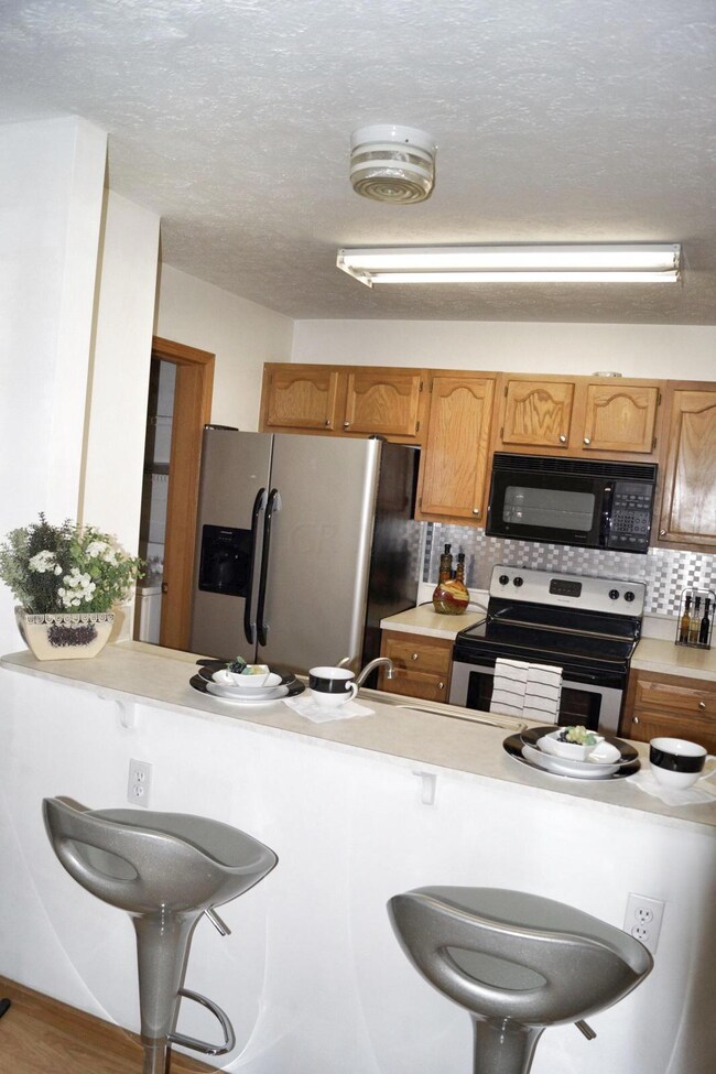 683 Milcrest Dr unit 683, Marysville, OH 43040 - photo 6