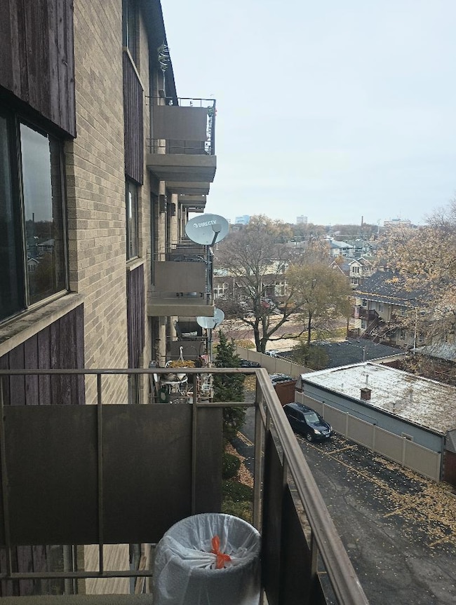 850 Des Plaines Ave unit 610, Forest Park, IL 60130 - photo 4