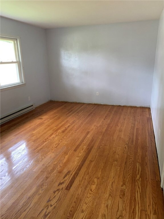 Living Room 19x11