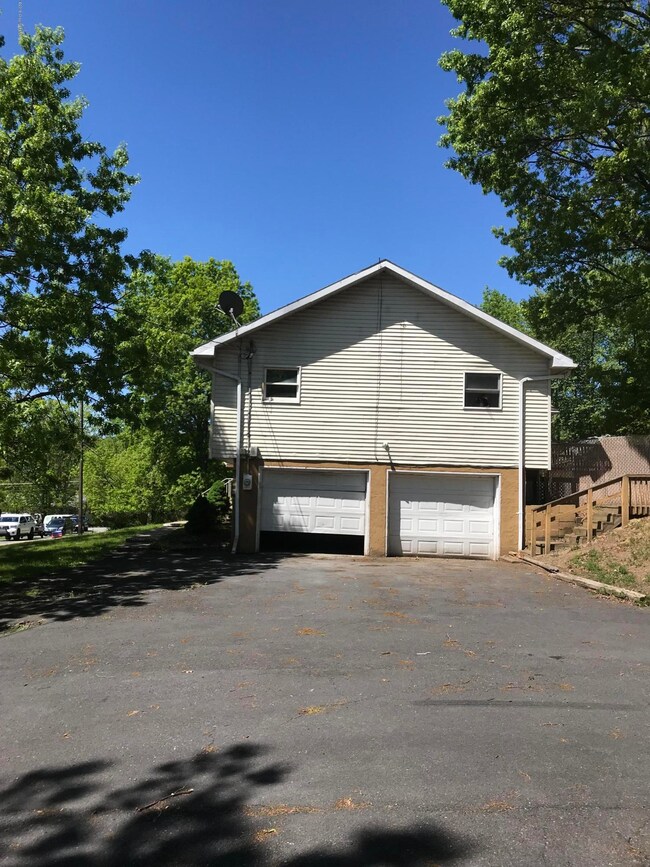 163 Municipal Dr, Bushkill, PA 18324 - photo 4