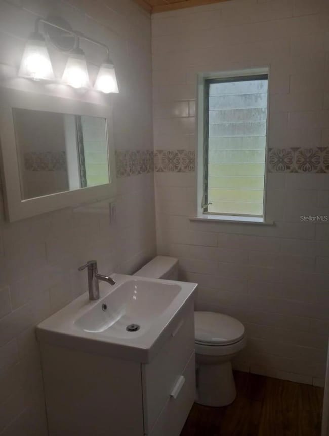 212 Broad St unit 2, Masaryktown, FL 34604 - photo 4