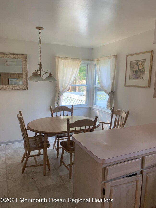 11 Locust Terrace, Middletown, NJ 07748 - photo 6