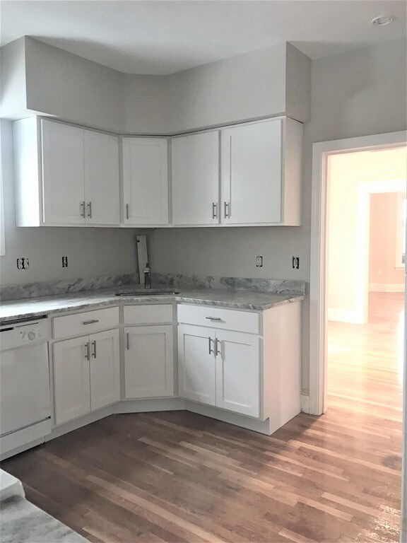 33 Glendale Ave unit 2, Everett, MA 02149 - photo 2