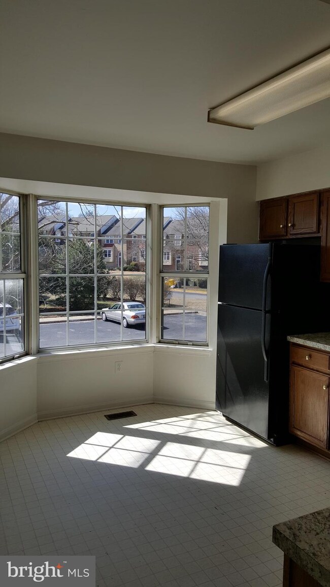 1334 Cox Cove Ct, Stoney Beach, MD 21226 - photo 6