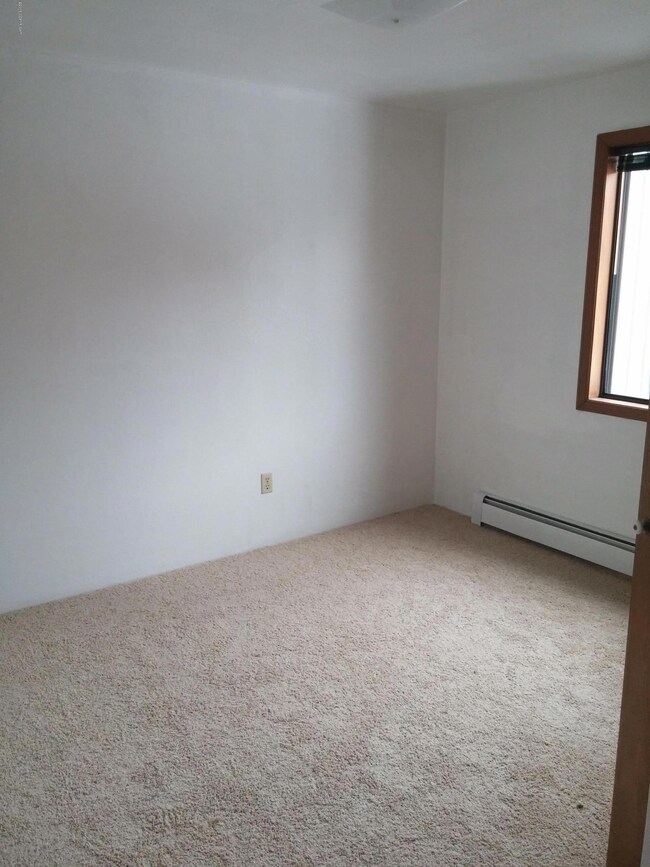 1541 W Tudor Rd unit 6, Anchorage, AK 99503 - photo 7