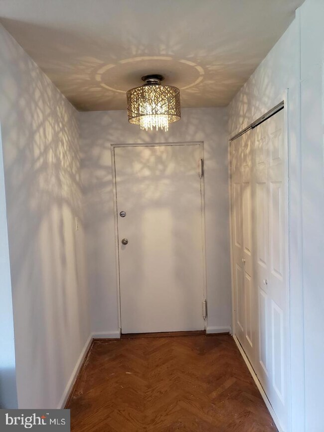 6511 10th St unit A1, Alexandria, VA 22307 - photo 3