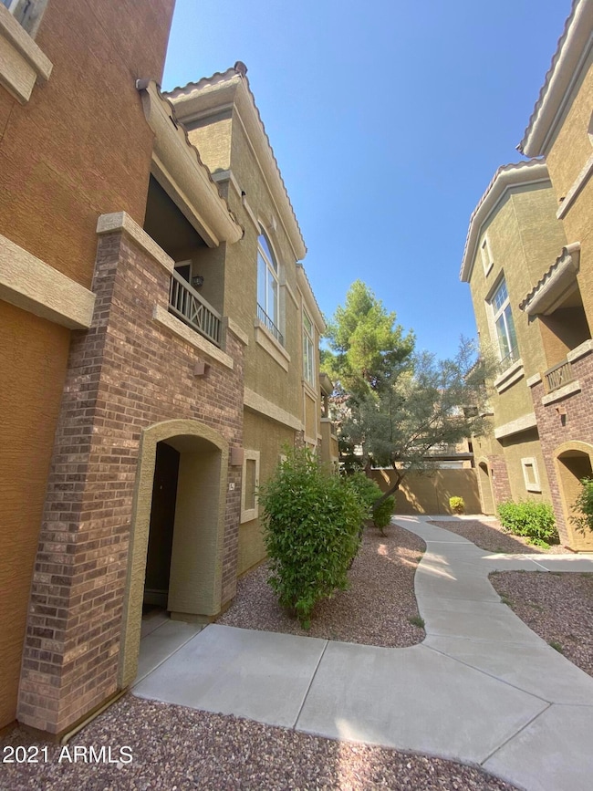 18250 N Cave Creek Rd unit 129, Phoenix, AZ 85032 - photo 2
