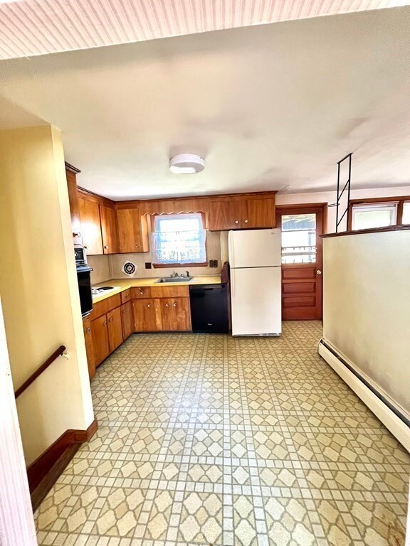 49 Rose Way, Holbrook, MA 02343 - photo 5