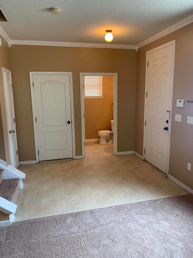 8880 Inlet Bluff Dr, Jacksonville, FL 32216 - photo 5