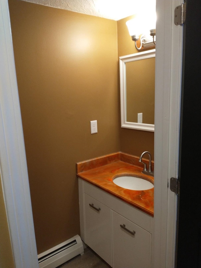 37 Tideview Dr, Dover, NH 03820 - photo 5