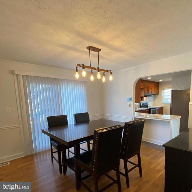 2042 Harry Byrd Hwy, Bluemont, VA 20135 - photo 3