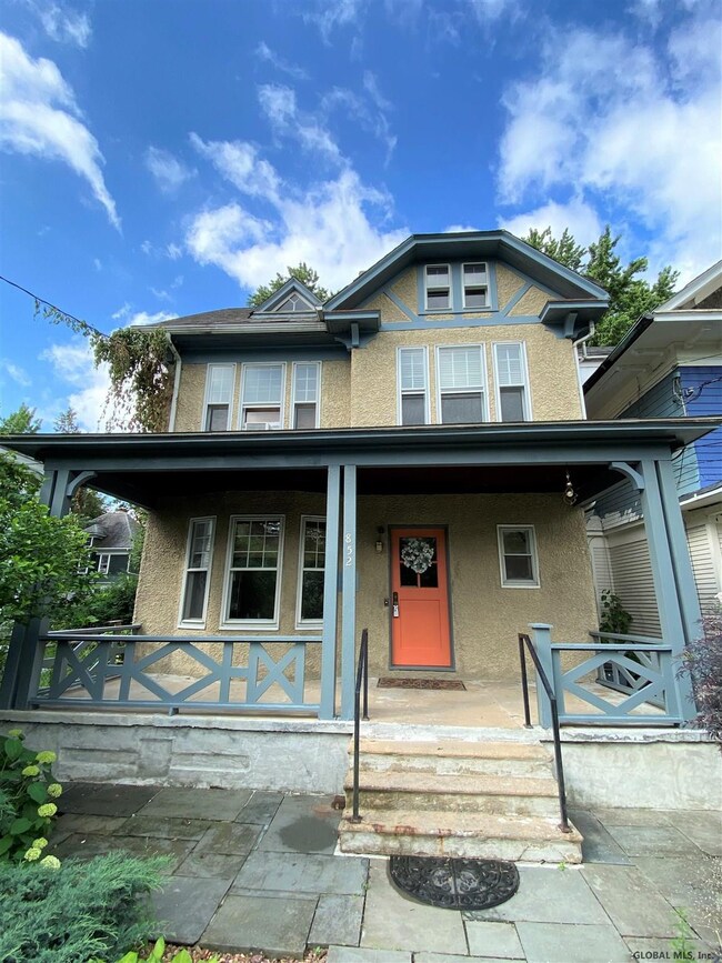 852 Myrtle Ave, Albany, NY 12208 - photo 2