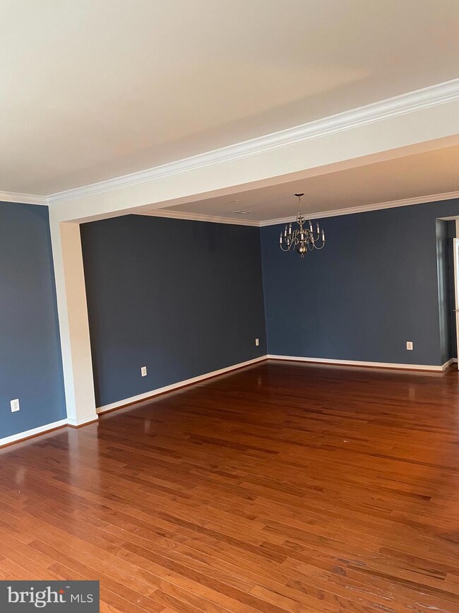 15177 Leicestershire St unit 45, Woodbridge, VA 22191 - photo 7