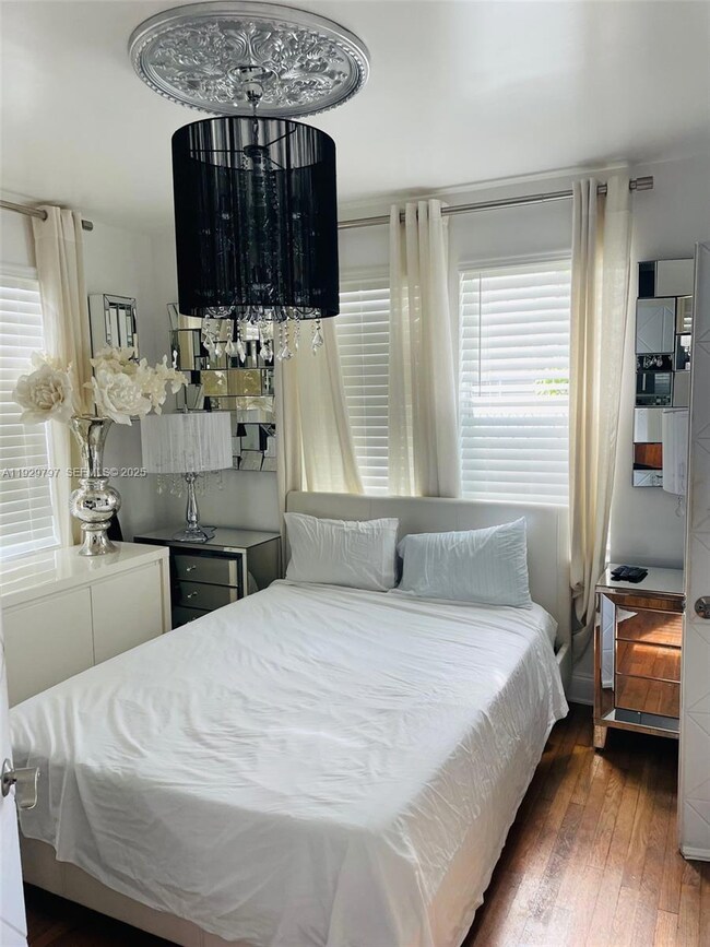 1027 Euclid Ave unit 3, Miami Beach, FL 33139 - photo 5