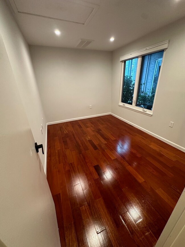 310 Passaic Ave unit 308, East Newark, NJ 07029 - photo 4