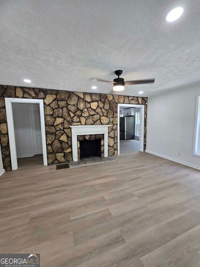 2499 Sylvan Rd, Atlanta, GA 30344 - photo 7