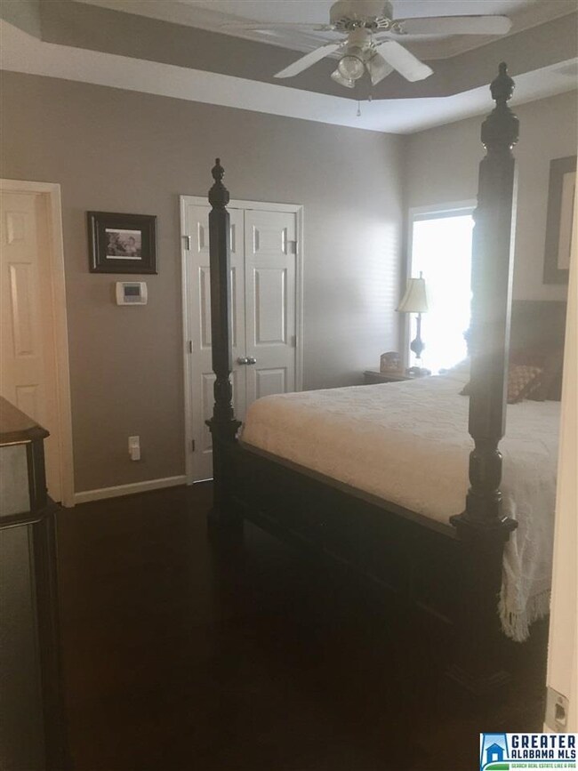 Large Master Bedroom. King Size bed, tremor, chest