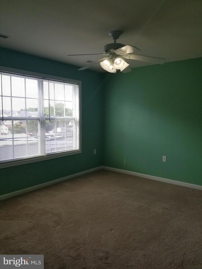 308 E 5th Ave, Ranson, WV 25438 - photo 6