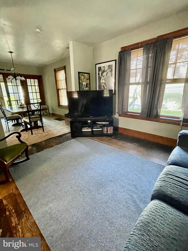 730 Coleman St, Easton, PA 18042 - photo 6