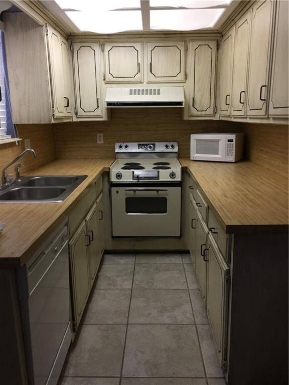 1018 N Chowning Ave, Edmond, OK 73034 - photo 4