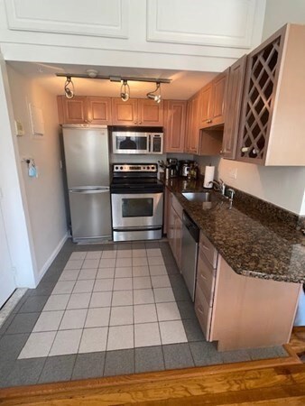 41 Worcester Square unit 6, Boston, MA 02118 - photo 2