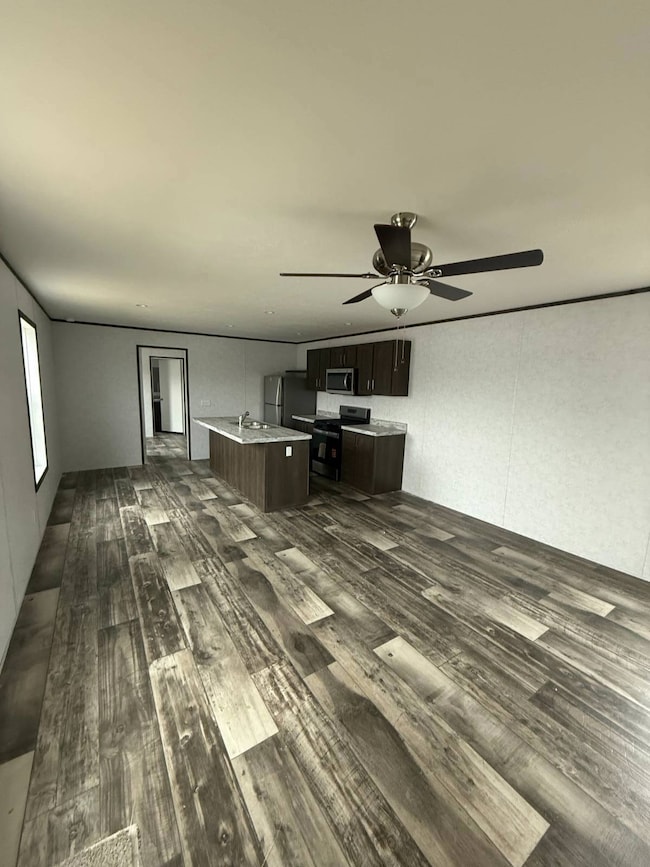 180 E Arlington Dr, Somerset, PA 15501 - photo 2