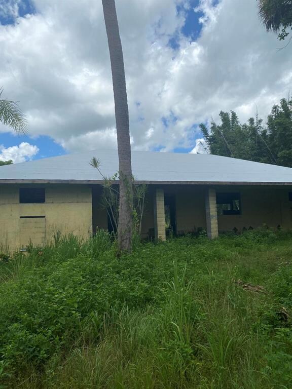2599 Seminole Rd, Fort Pierce, FL 34951 - photo 2