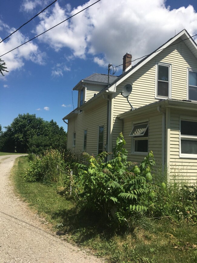 109 W Glendale Ave, La Porte, IN 46350 - photo 4