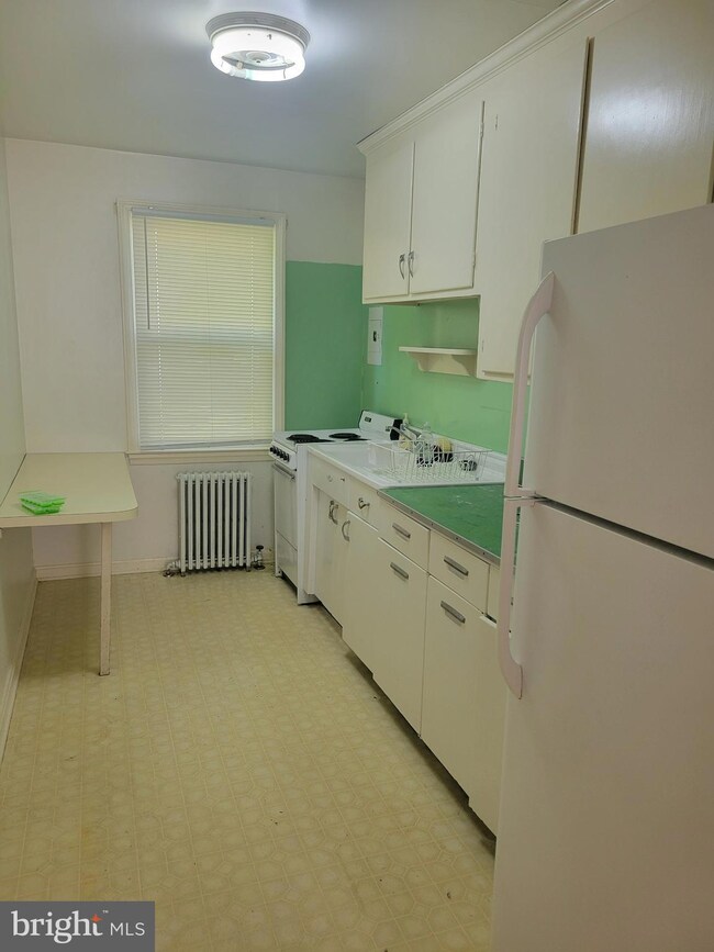 780 Elkton Rd unit D, Newark, DE 19711 - photo 7