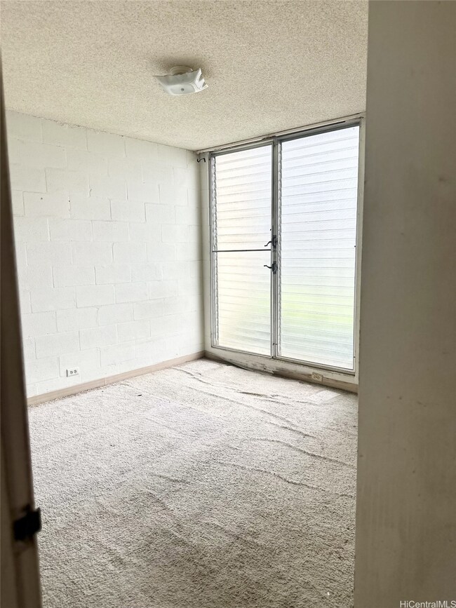 Maile Terrace unit A212, Honolulu, HI 96814 - photo 6