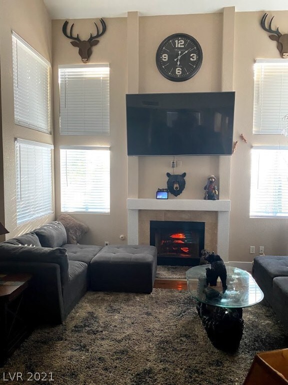 Entryway/foyer