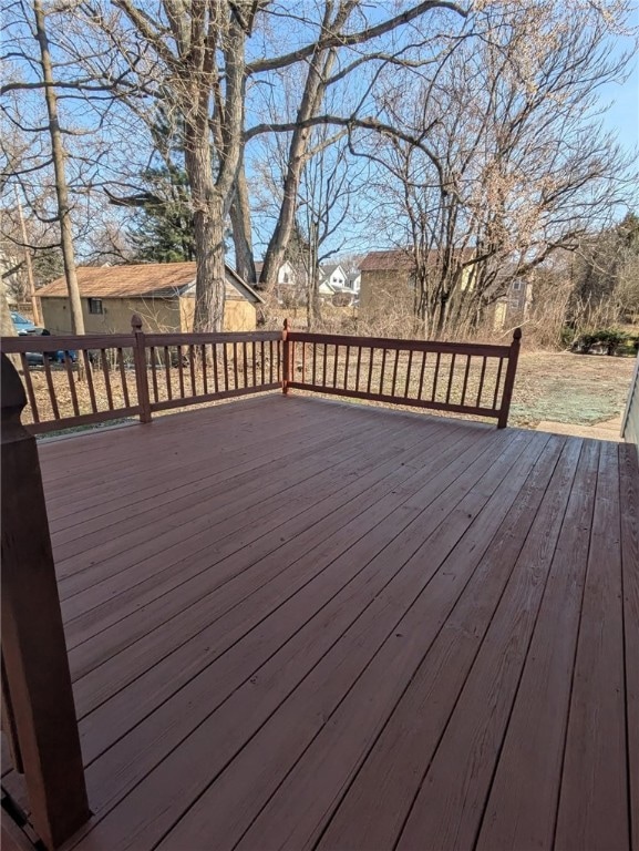 764 Lathrop St, New Castle, PA 16101 - photo 2