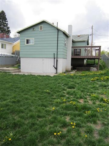 1327 Lakeview Ave, Klamath Falls, OR 97601 - photo 6