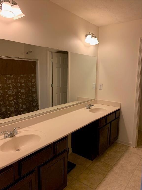 2408 Shadow Bend Dr, Columbus, IN 47201 - photo 7