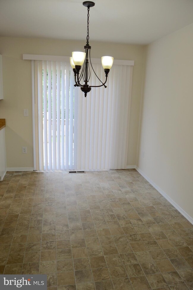 1523 Andover Ln, Frederick, MD 21702 - photo 7