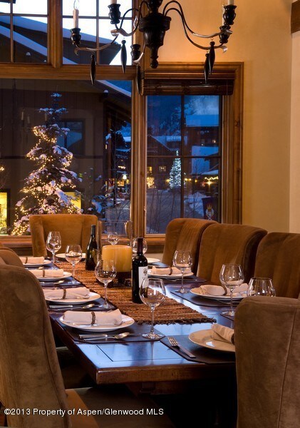 12203_aa2_dining_room_bbcbdf_0