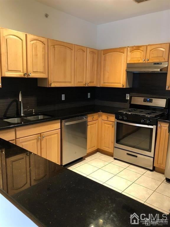 232 Lucy Ct, South Plainfield, NJ 07080 - photo 3