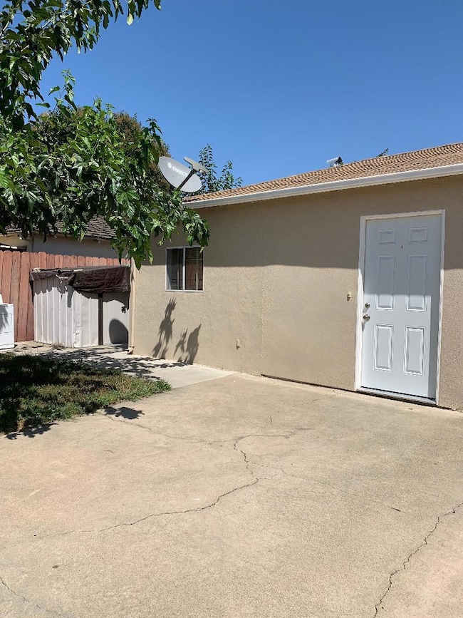 738 N 14th St unit B, San Jose, CA 95112 - photo 5