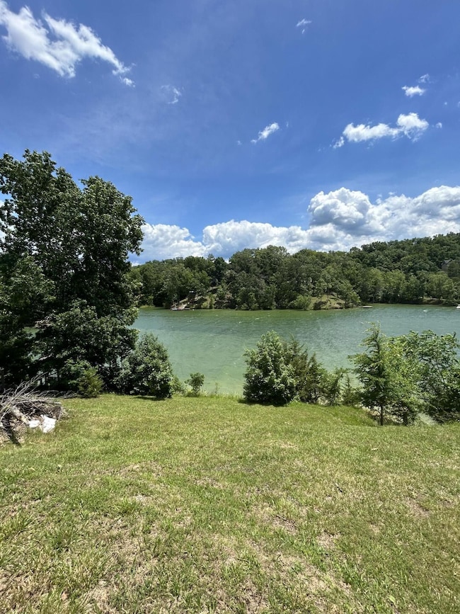 1923 Variety Way, Dandridge, TN 37725 - photo 5