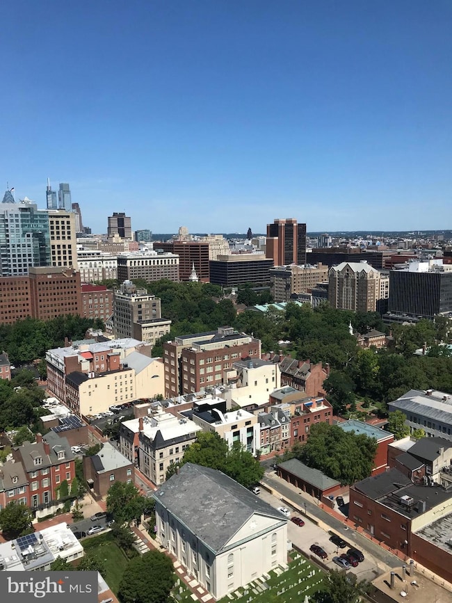 Society Hill Towers unit 29EFW, Philadelphia, PA 19106 - photo 2