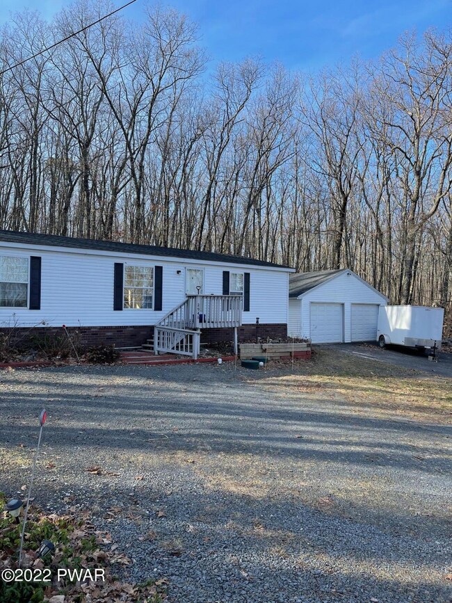 2946 Owego Turnpike, Hawley, PA 18428 - photo 3