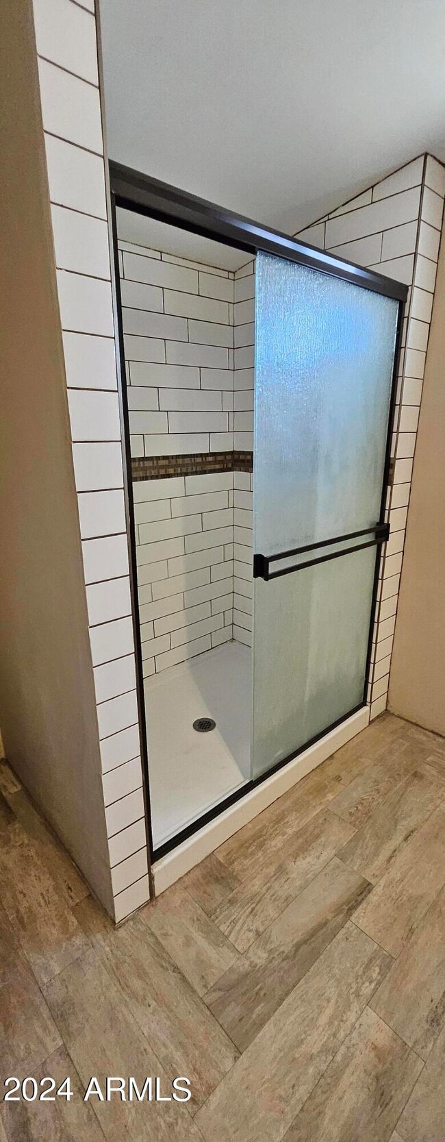 PRIMARY BATHROOM- RENOVATED SHOWER!