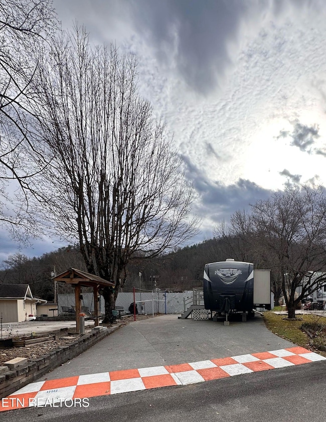 0 Tennessee 73 unit 1324055, Townsend, TN 37882 - photo 2