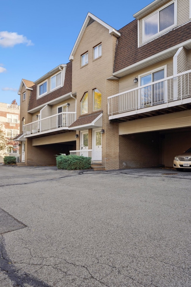 1900 Summer St unit 13, Stamford, CT 06905 - photo 4