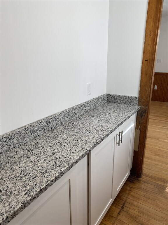 23-23A Glendale St unit 2, Maynard, MA 01754 - photo 5